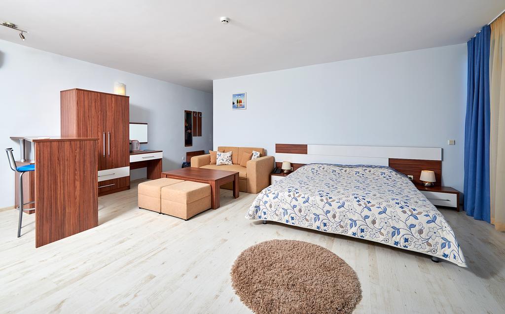Family Hotel Regata Ahyolu Dış mekan fotoğraf