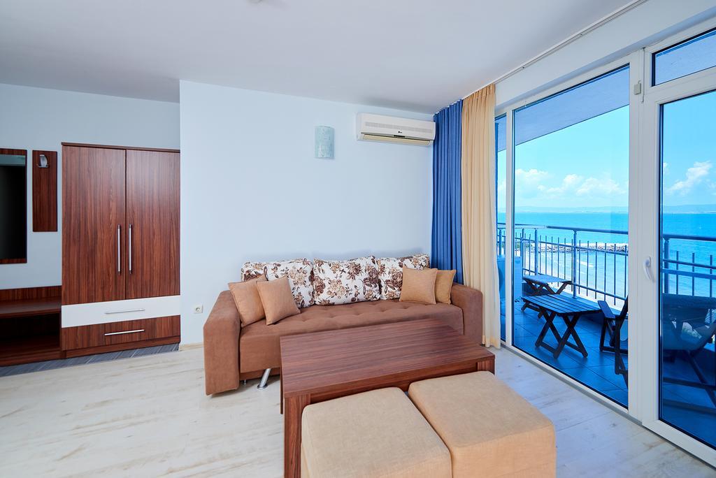Family Hotel Regata Ahyolu Dış mekan fotoğraf